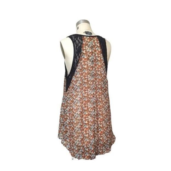 ✨Free People Ditsy Floral High Low Sz Small Tank✨ - Picture 3 of 7